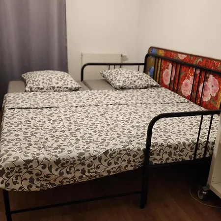 M&c Lodging *